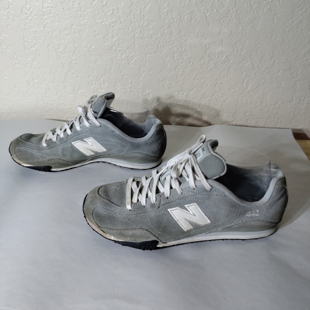 New Balance 442 Gray Suede Low Profile Sneakers Womens 8 CW442G Athletic Shoes